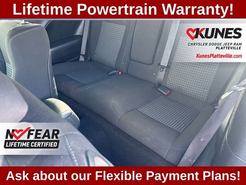 Used 2022 Dodge Challenger GT image 27