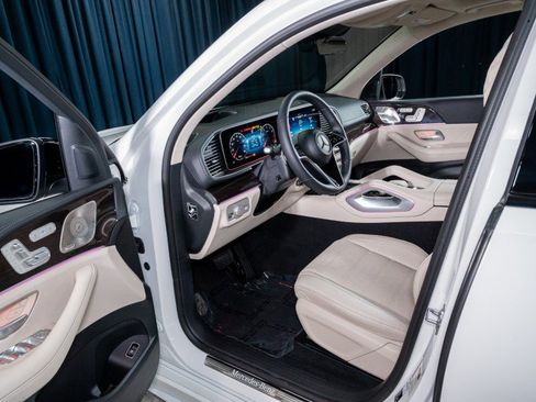 New 2026 Mercedes-Benz GLE 580 4MATIC image 11