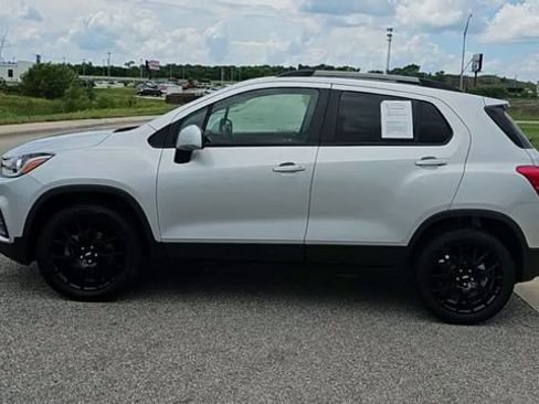Used 2022 Chevrolet Trax LT w/ Sport Edition AWD/4WD image 5