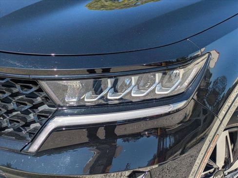 Used 2022 Kia Sorento S w/ Panoramic Sunroof Package image 7