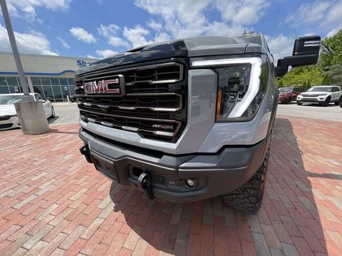 Used 2024 GMC Sierra 2500 AT4X w/ AT4X AEV Edition AWD/4WD image 26
