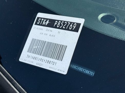 Used 2025 Nissan Sentra SV FWD image 34