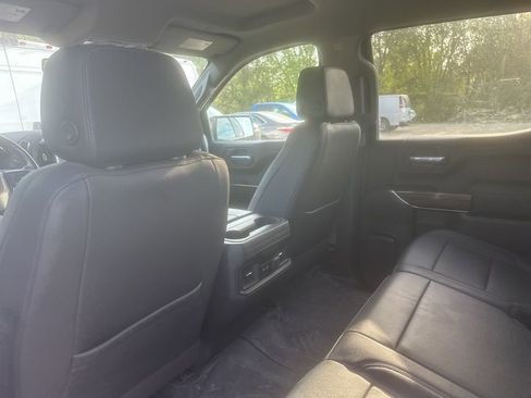 Used 2022 Chevrolet Silverado 1500 LT Trail Boss w/ LT Trail Boss Premium Package AWD/4WD image 10