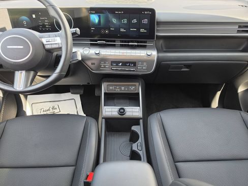 Used 2026 Hyundai Kona SEL Premium FWD image 17