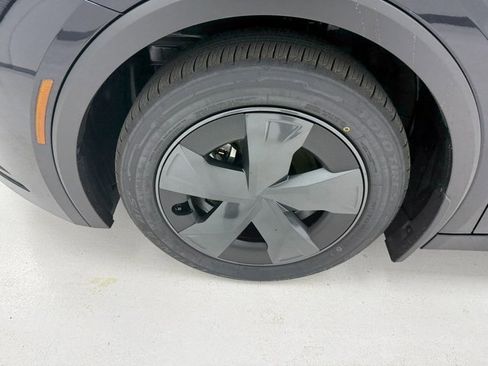 New 2026 Toyota Prius LE image 7