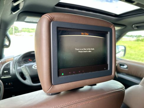 Used 2020 Nissan Armada Platinum w/ Platinum Reserve Package AWD/4WD image 24