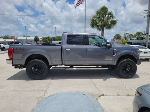 Used 2022 Ford F350 Lariat w/ Chrome Package AWD/4WD image 8