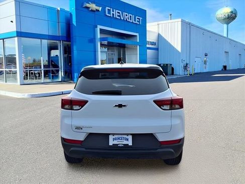 Used 2023 Chevrolet TrailBlazer LS image 4