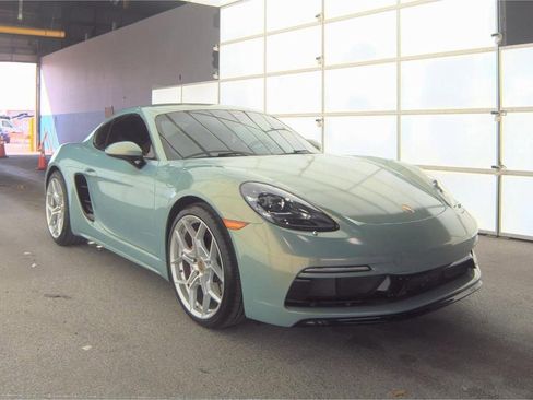 Used 2019 Porsche 718 Cayman S image 2