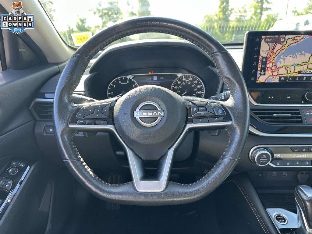 Used 2024 Nissan Altima 2.0 SR FWD image 13