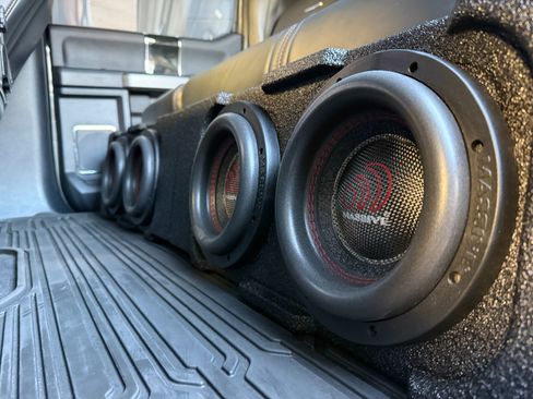 Used 2022 Ford F450 Platinum w/ FX4 Off-Road Package image 49