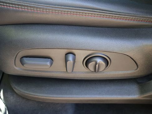 Certified 2023 Chevrolet Traverse RS w/ LPO, Floor Liner Package image 36