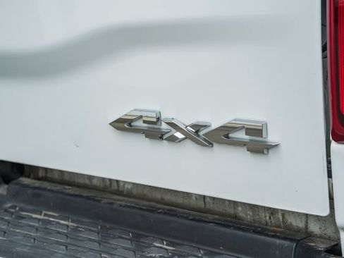 Used 2026 RAM 2500 Laramie AWD/4WD image 10