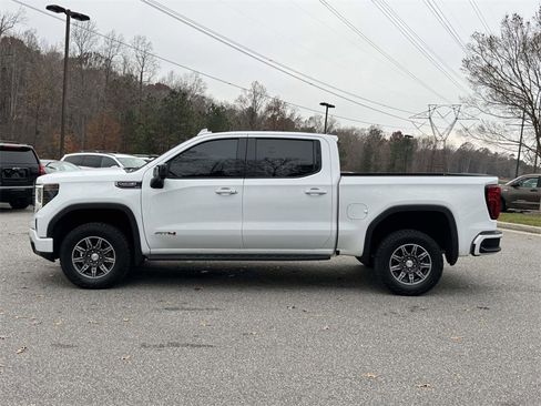 Used 2024 GMC Sierra 1500 AT4 w/ Technology Package image 25