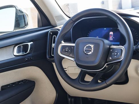 New 2026 Volvo XC40 B5 Plus w/ Protection Package Premier image 27