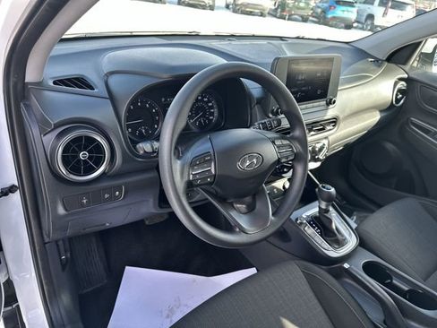 Used 2023 Hyundai Kona SEL image 12