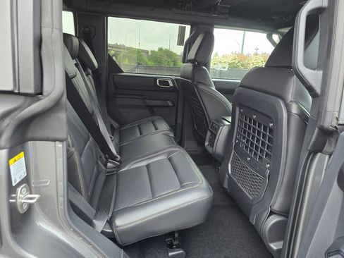 New 2026 Ford Bronco Badlands AWD/4WD image 12