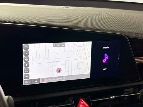 Certified 2023 Kia Niro Wind image 17