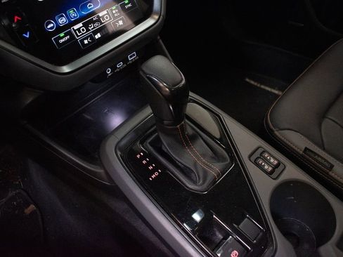 Used 2024 Subaru Crosstrek 2.5i Limited w/ Crosstrek Mirror Package AWD/4WD image 18