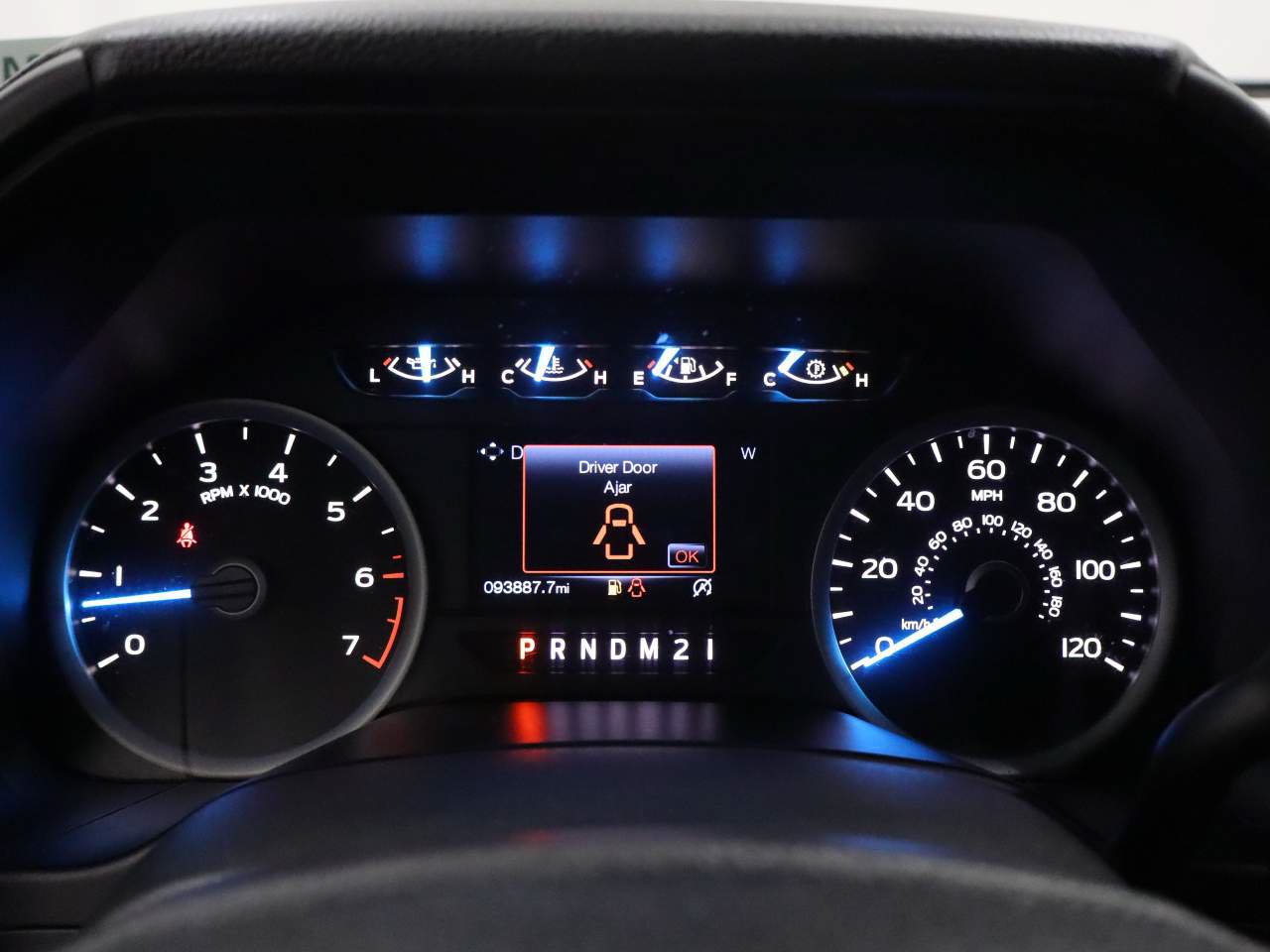 Used 2017 Ford F150 XLT w/ Equipment Group 301A Mid RWD image 7