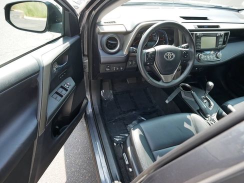 Used 2013 Toyota RAV4 Limited AWD/4WD image 10