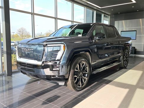 New 2025 GMC Sierra EV Denali image 3