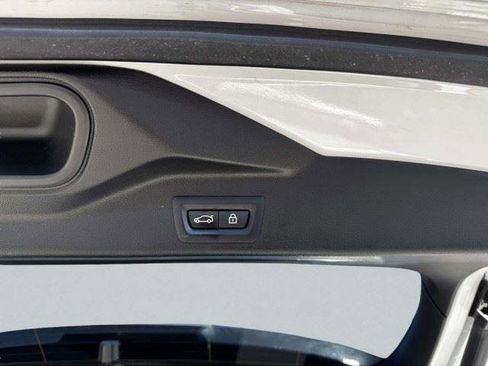 Used 2020 BMW X5 xDrive50i w/ Premium Package AWD/4WD image 58
