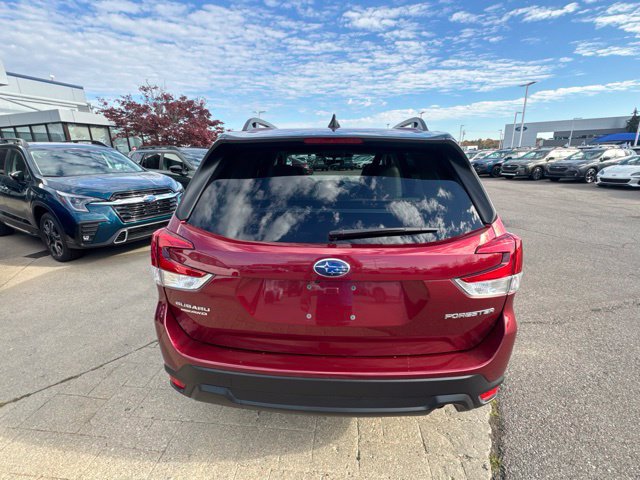 Used 2024 Subaru Forester Premium AWD/4WD image 7