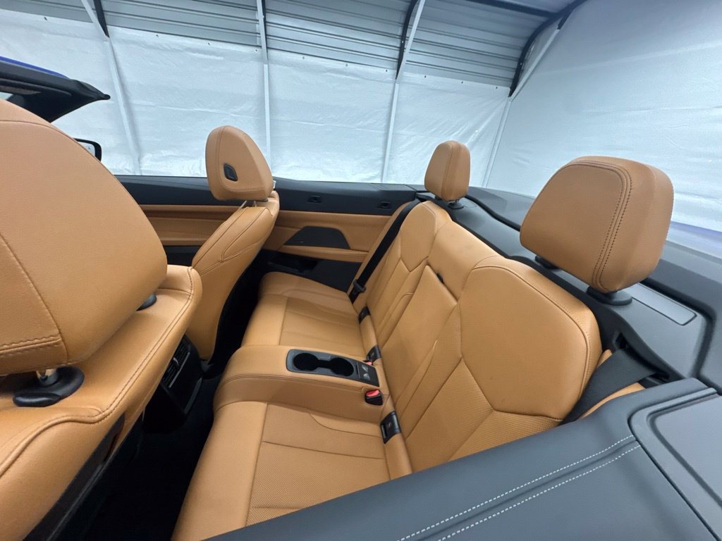 Used 2026 BMW M440i Convertible RWD image 15