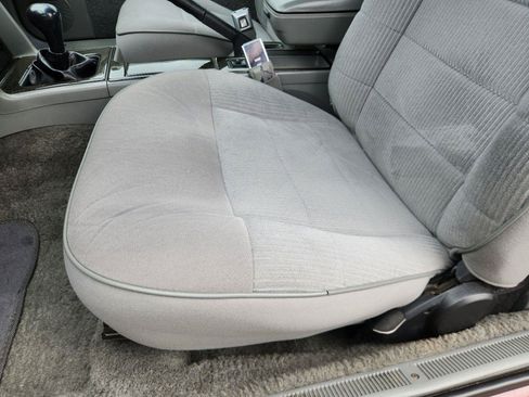 Used 1988 Ford Mustang LX RWD image 14