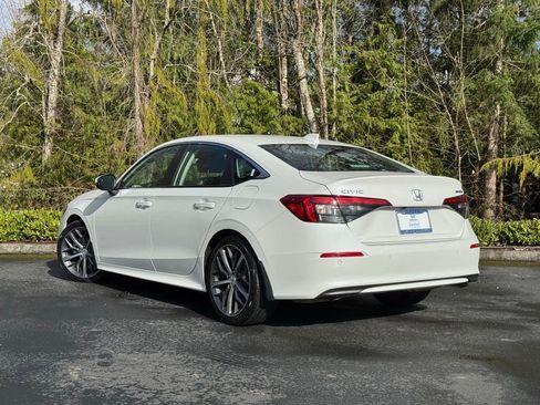 Certified 2024 Honda Civic Touring image 5