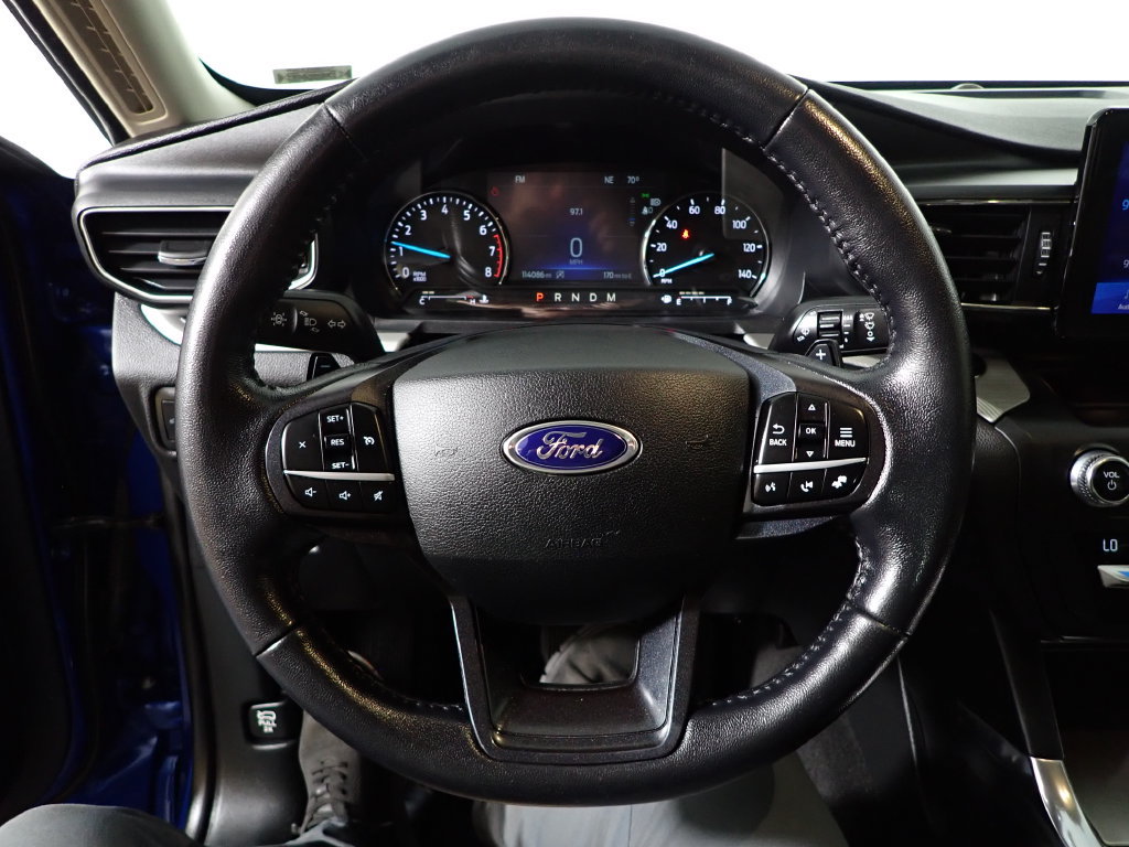 Used 2020 Ford Explorer XLT w/ Equipment Group 202A AWD/4WD image 24