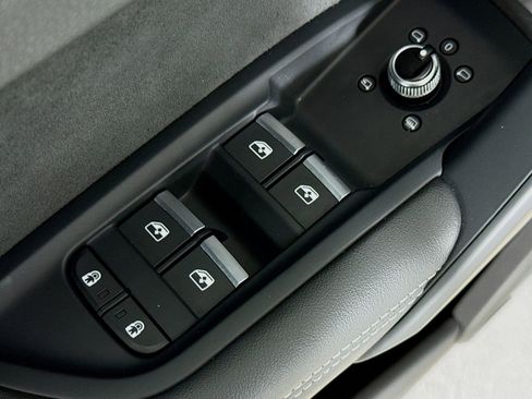 Certified 2023 Audi SQ5 Premium Plus w/ Premium Plus Package image 18