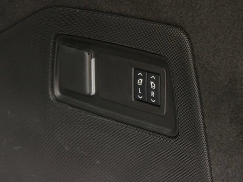 Used 2026 Cadillac Escalade V AWD/4WD image 56