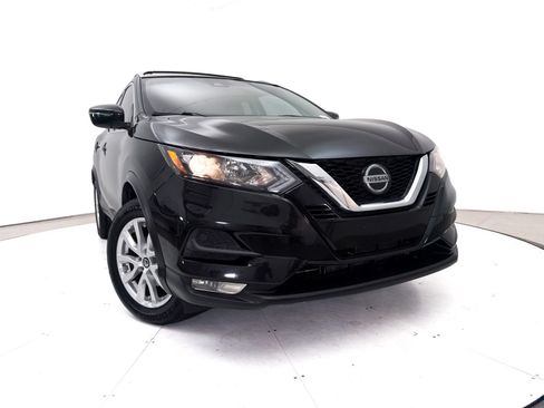 Used 2021 Nissan Rogue Sport SV FWD image 5