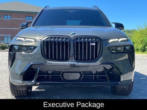 Used 2026 BMW X7 M60i AWD/4WD image 2