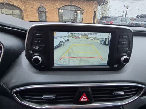 Used 2020 Hyundai Santa Fe SE w/ Cargo Package image 24