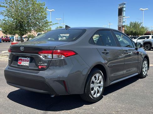 Used 2024 Toyota Corolla LE FWD image 8