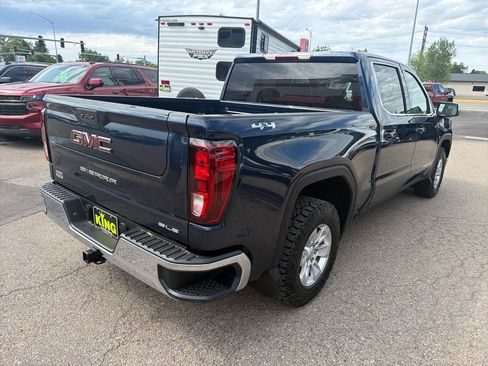 Used 2021 GMC Sierra 1500 SLE w/ Enhanced Capability Package AWD/4WD image 3