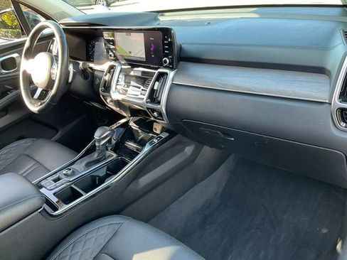 Used 2023 Kia Sorento SX Prestige AWD/4WD image 24