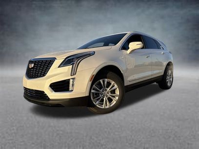 New 2026 Cadillac XT5 Luxury w/ LPO, Floor Liner Package