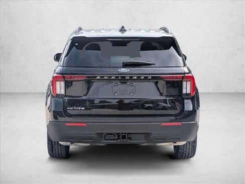 New 2026 Ford Explorer Active image 8