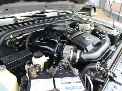 Used 2014 Nissan Frontier SV image 36