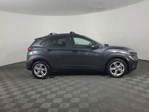 Used 2022 Hyundai Kona SEL image 3