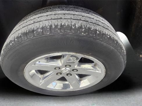 Used 2013 RAM 1500 Express image 18