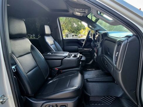 Used 2020 Chevrolet Silverado 3500 LTZ w/ Z71 Off-Road Package image 4