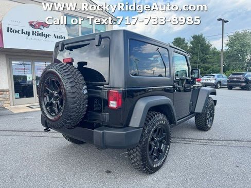 Used 2016 Jeep Wrangler Sport AWD/4WD image 7