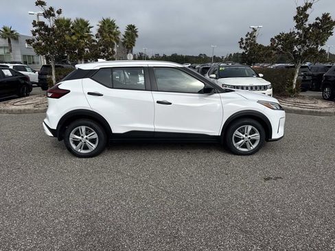 Certified 2023 Nissan Kicks S image 2