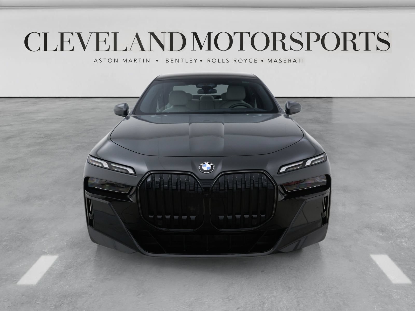 Used 2026 BMW 760i xDrive AWD/4WD image 4