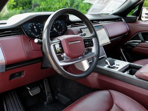 Used 2024 Land Rover Range Rover Autobiography AWD/4WD image 3